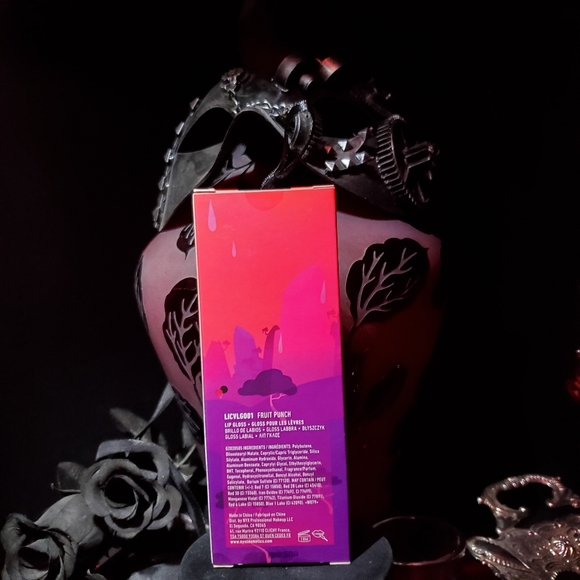 🖤❤NIB- Rich Red NYX Vinyl Lip Gloss ❤🖤 - Picture 5 of 13